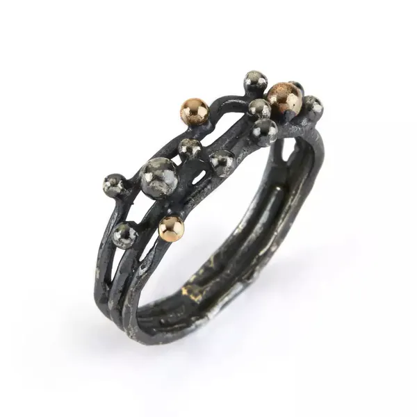 By Birdie Ring Urban Harlem Buds